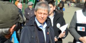 Dacian Cioloş şi-a anunţat demisia din funcţia de preşedinte al USR şi precizează că nu ia în calcul o nouă candidatură